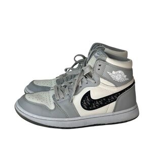 Nike Gray and White High-Top Sneakers size 8 women's